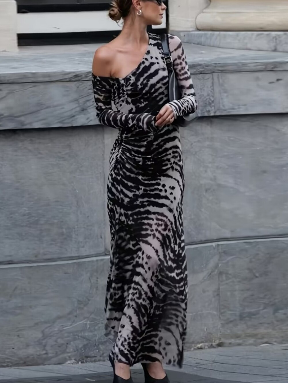Women' Sexy Off-Shoulder Zebra Strip Long Dress - Bodycon Party Dress with Semi-